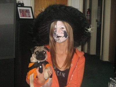 olivia & ashley , ready for halloween ;